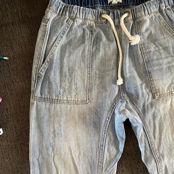 Three Birds Nest Easel relaxed jeans - Picture 2 of 6